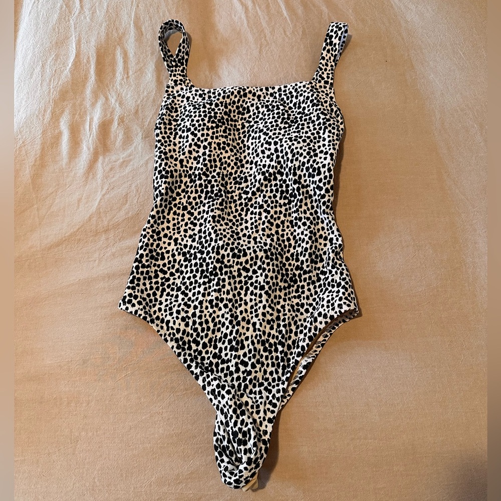 One piece swimsuit